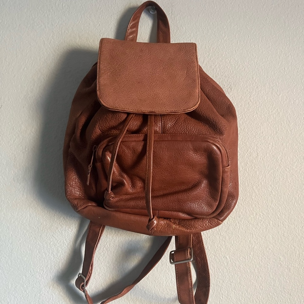 Vintage Kenneth Cole Brown Small‎ Leather Backpack